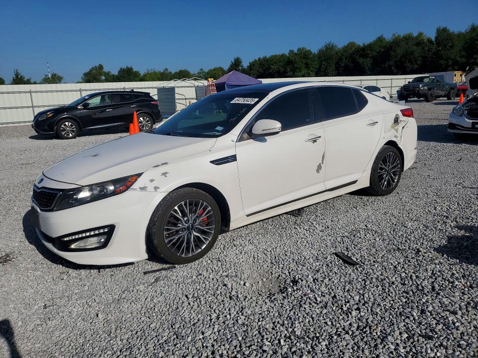 KIA OPTIMA 2013 with VIN 5XXGR4A65DG093357 - Photo from auction