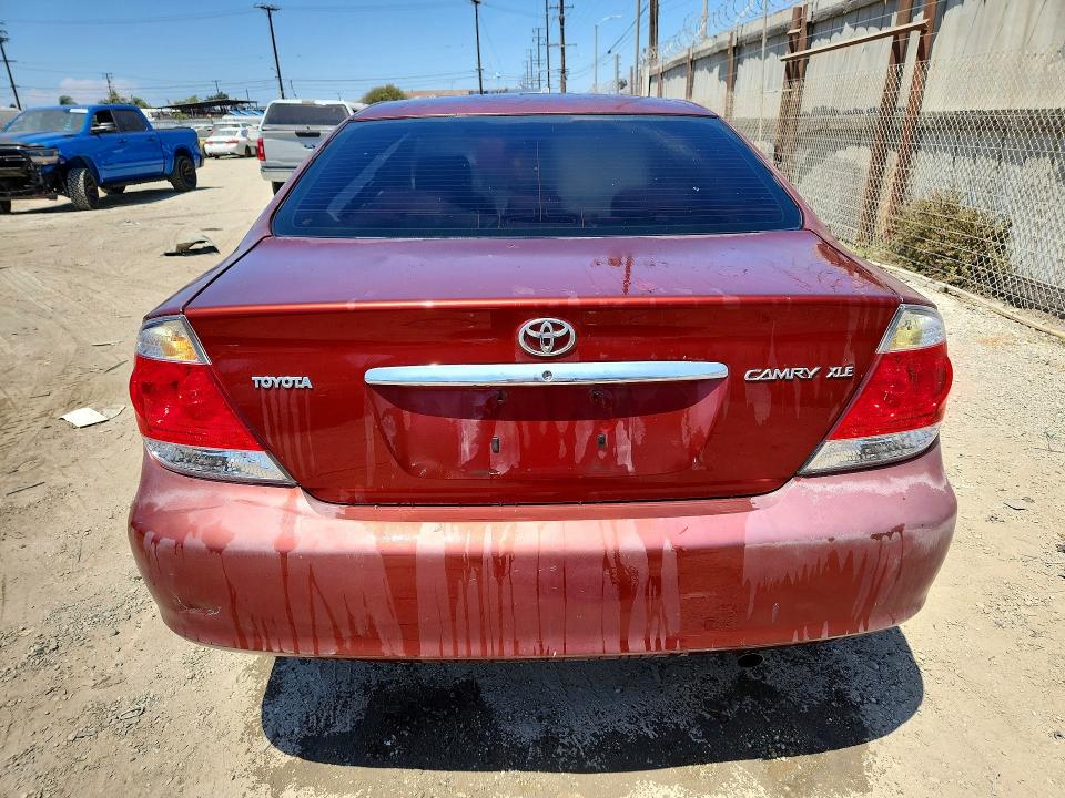 Photo 6 from auction – 2005 TOYOTA CAMRY with VIN 4T1BE30K45U004528