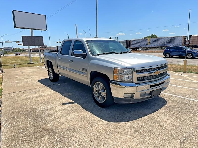 CHEVROLET SILVERADO 2012 with VIN 3GCPCSE03CG255929 - Photo from auction