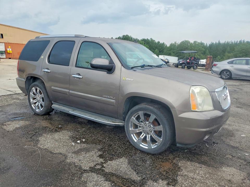 Photo 4 from auction – 2011 GMC YUKON with VIN 1GKS2GEJ6BR193142