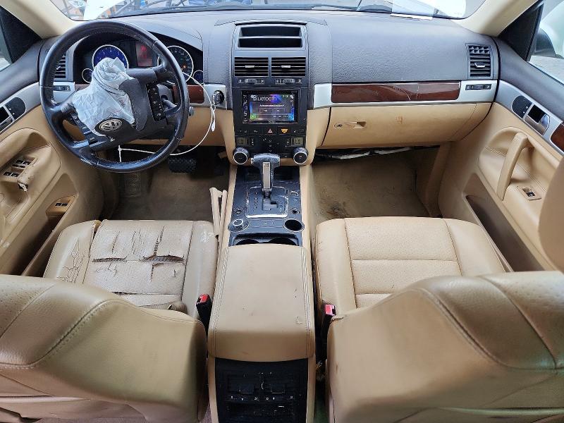 Photo 8 from auction – 2010 VOLKSWAGEN TOUAREG with VIN WVGBF7A93AD002005