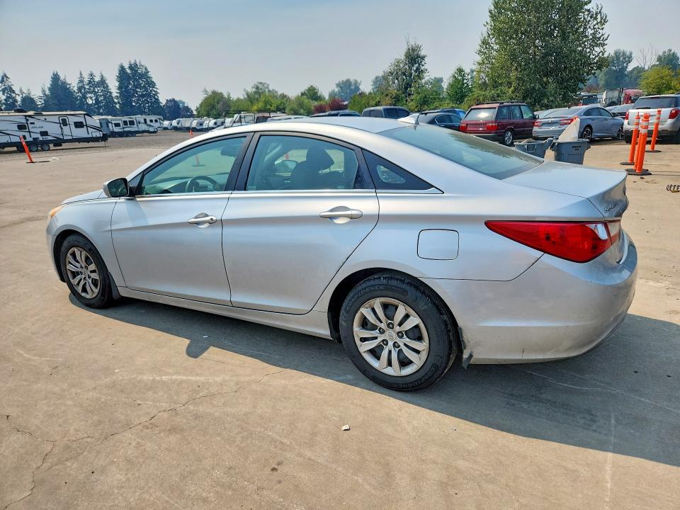 Photo 2 from auction – 2012 HYUNDAI SONATA with VIN 5NPEB4AC7CH375813
