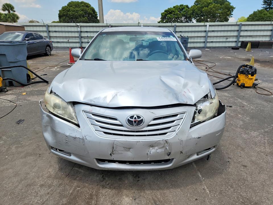 Photo 5 from auction – 2009 TOYOTA CAMRY with VIN 4T1BE46K69U851845