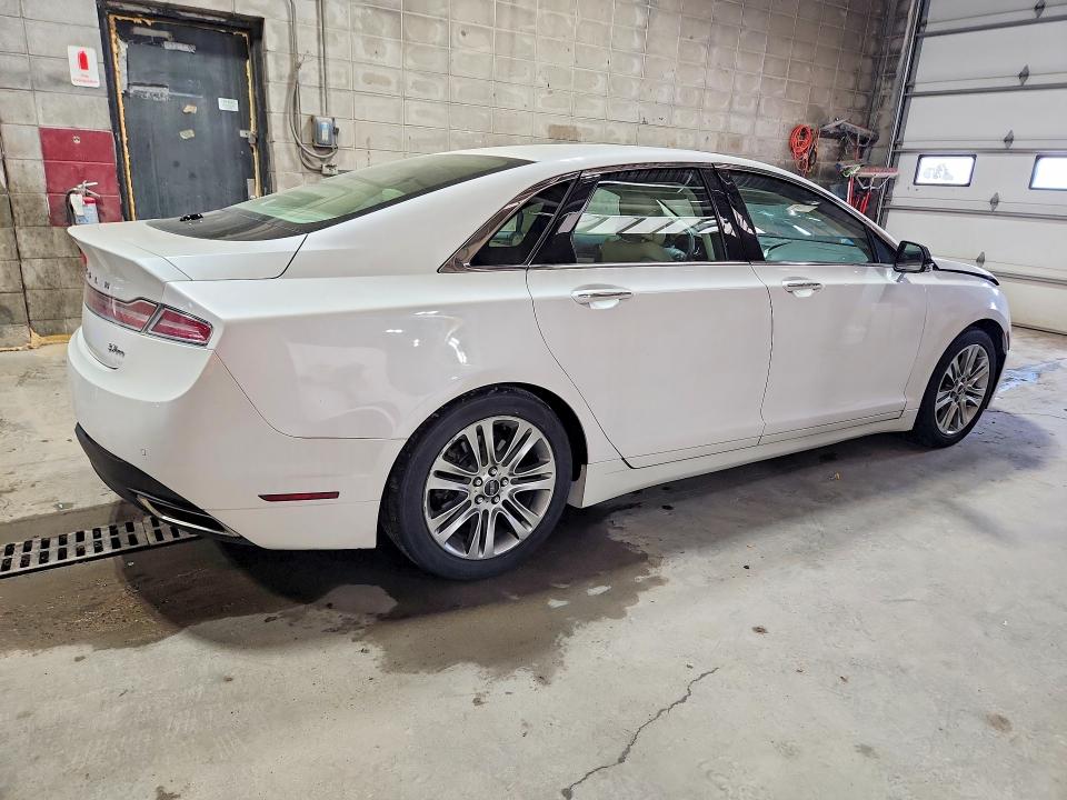 Photo 3 from auction – 2013 LINCOLN MKZ with VIN 3LN6L2JK1DR813152