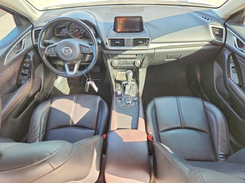 Photo 8 from auction – 2018 MAZDA 3 with VIN 3MZBN1V32JM183450