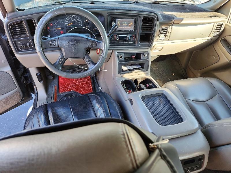 Photo 8 from auction – 2005 CHEVROLET AVALANCHE with VIN 3GNEC12Z35G206910