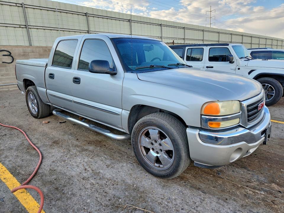 Zdjęcie 4 z aukcji – 2007 GMC NEW SIERRA z VIN 2GTEC13V271145646
