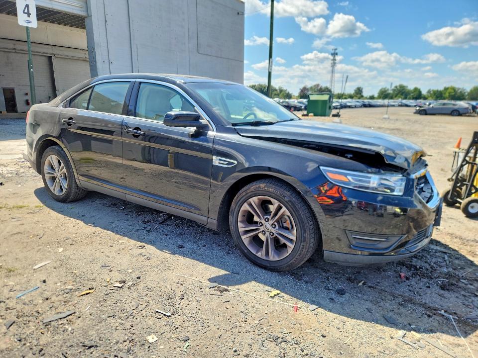 Photo 4 from auction – 2015 FORD TAURUS with VIN 1FAHP2E87FG162450