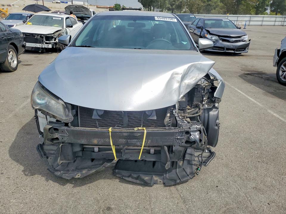 Photo 5 from auction – 2017 TOYOTA CAMRY with VIN 4T1BF1FK6HU356832