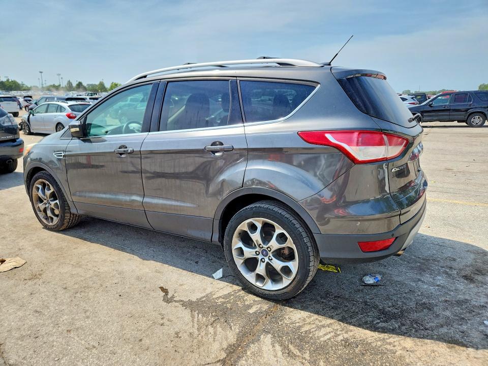 Foto 2 de la subasta – 2016 FORD ESCAPE con VIN 1FMCU9JXXGUA08414