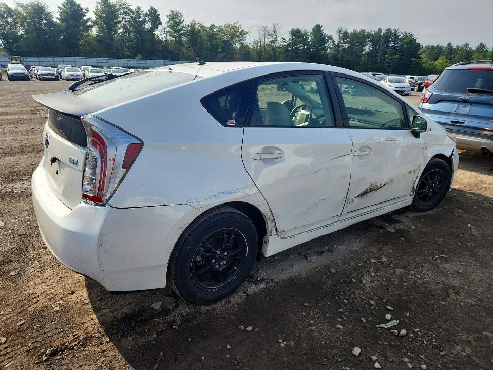 Zdjęcie 3 z aukcji – 2012 TOYOTA PRIUS z VIN JTDKN3DU3C5410422