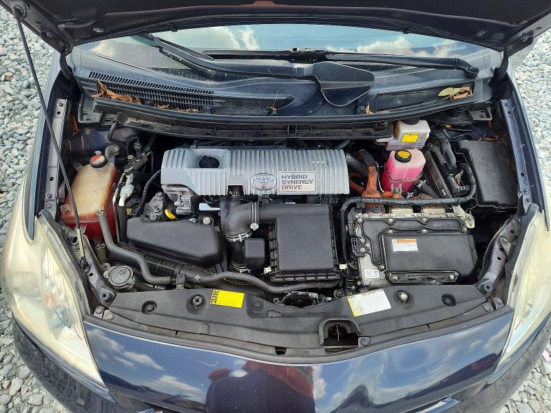 Снимка 11 от търг – 2014 TOYOTA PRIUS с VIN JTDKN3DU4E0368018