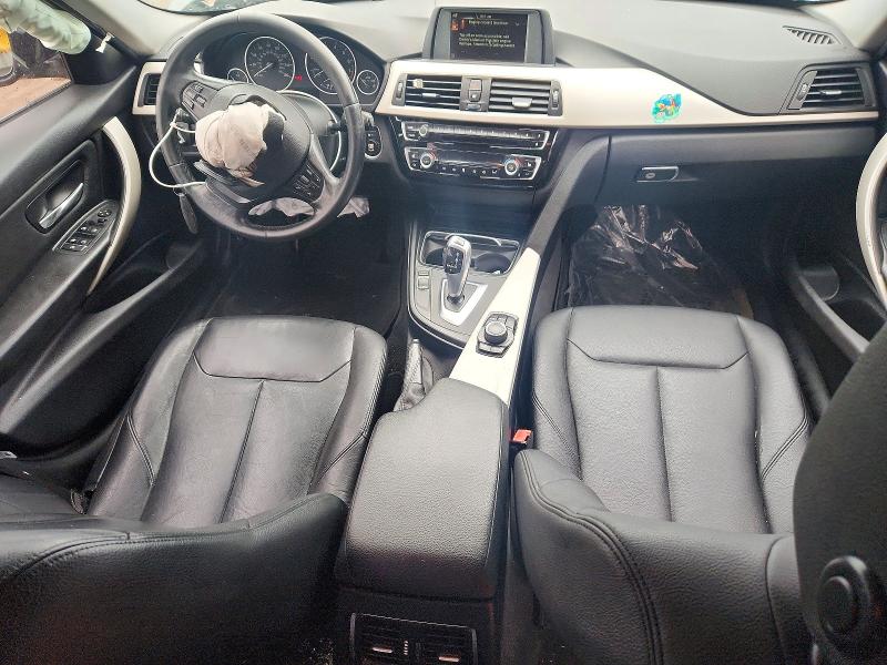 Photo 8 from auction – 2016 BMW 320 with VIN WBA8A3C53GK552113