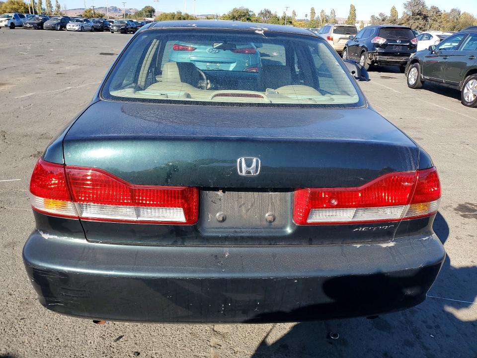 Photo 6 from auction – 2001 HONDA ACCORD with VIN 1HGCG16591A063547