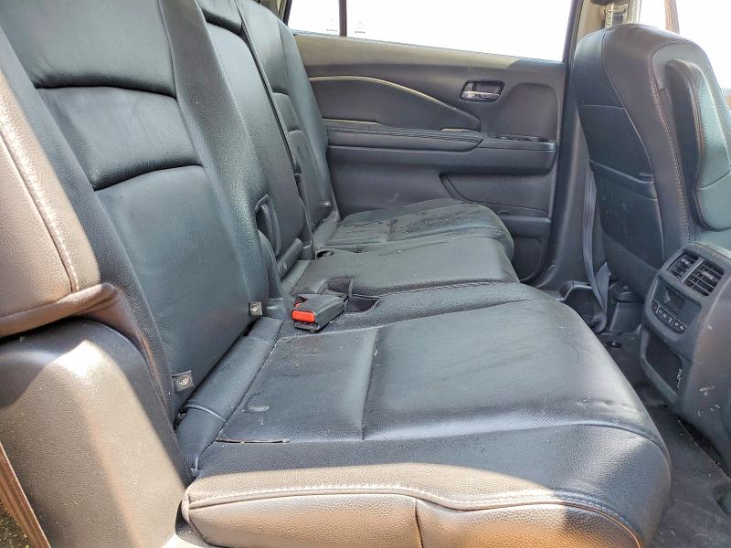 Photo 11 from auction – 2019 HONDA PILOT with VIN 5FNYF5H53KB013764
