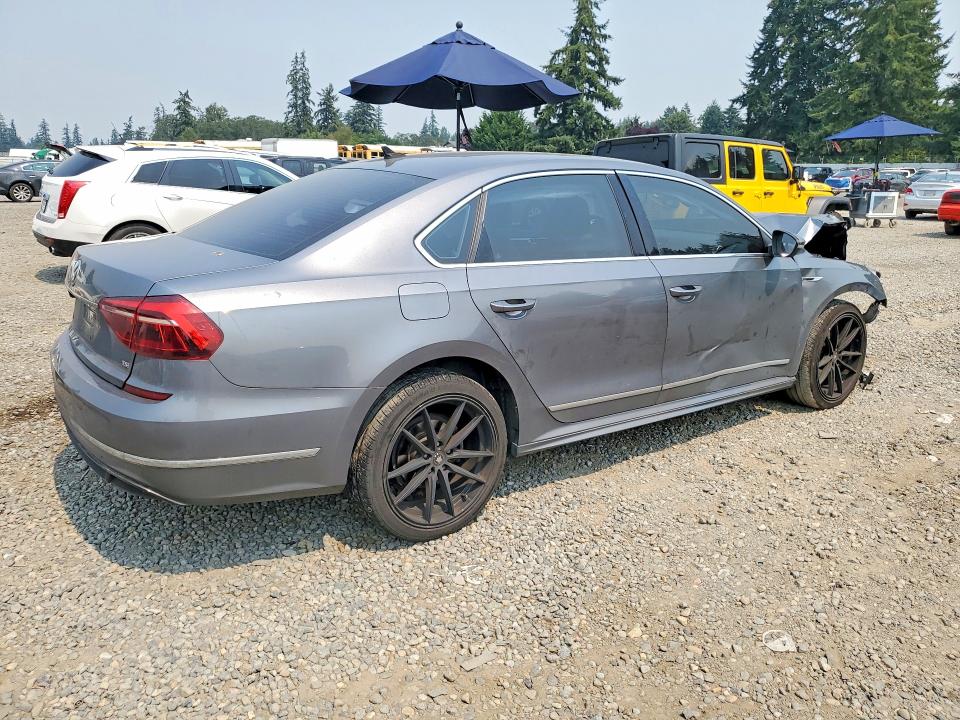 Foto 3 de la subasta – 2017 VOLKSWAGEN PASSAT con VIN 1VWDT7A32HC049699