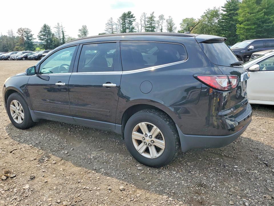 Photo 2 from auction – 2013 CHEVROLET TRAVERSE with VIN 1GNKVGKD7DJ190793