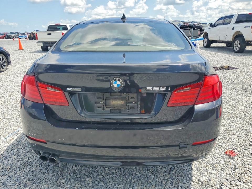 Photo 6 from auction – 2013 BMW 528 with VIN WBAXH5C57DD112981