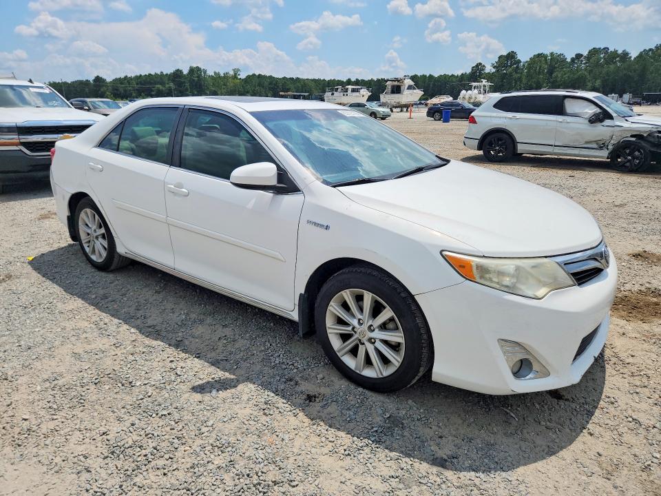 Photo 4 from auction – 2013 TOYOTA CAMRY HYBRID with VIN 4T1BD1FK2DU087471