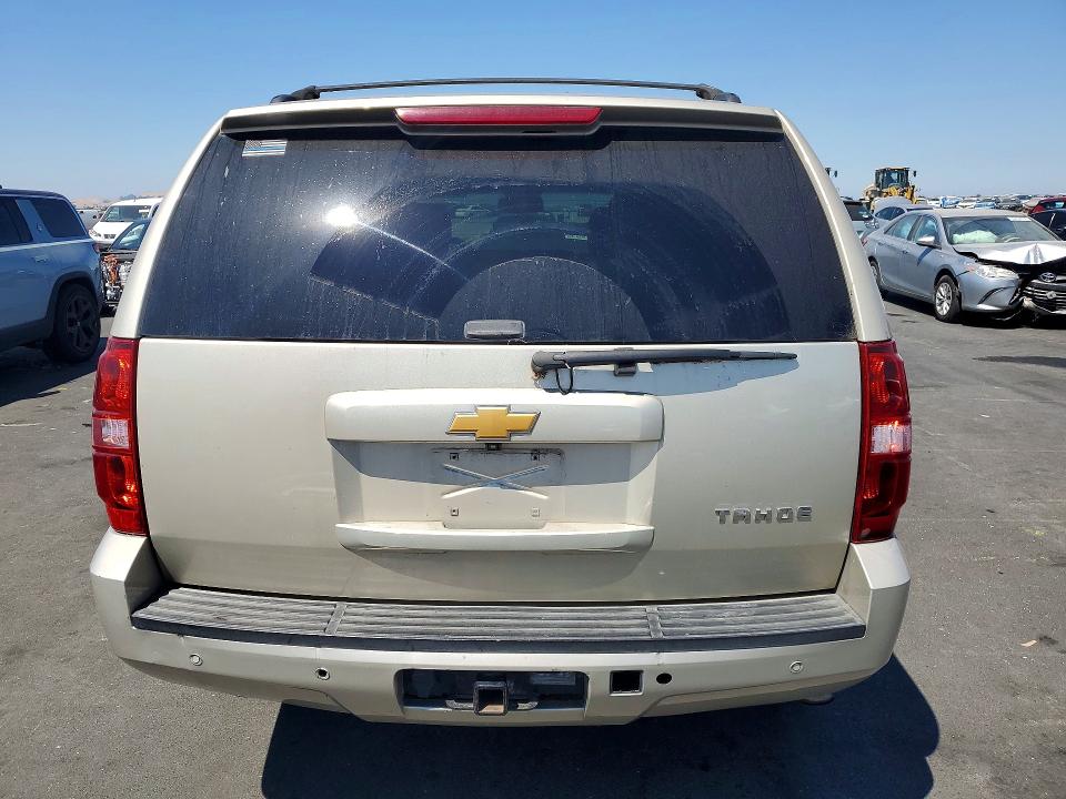Photo 6 from auction – 2013 CHEVROLET TAHOE with VIN 1GNSCBE02DR183432