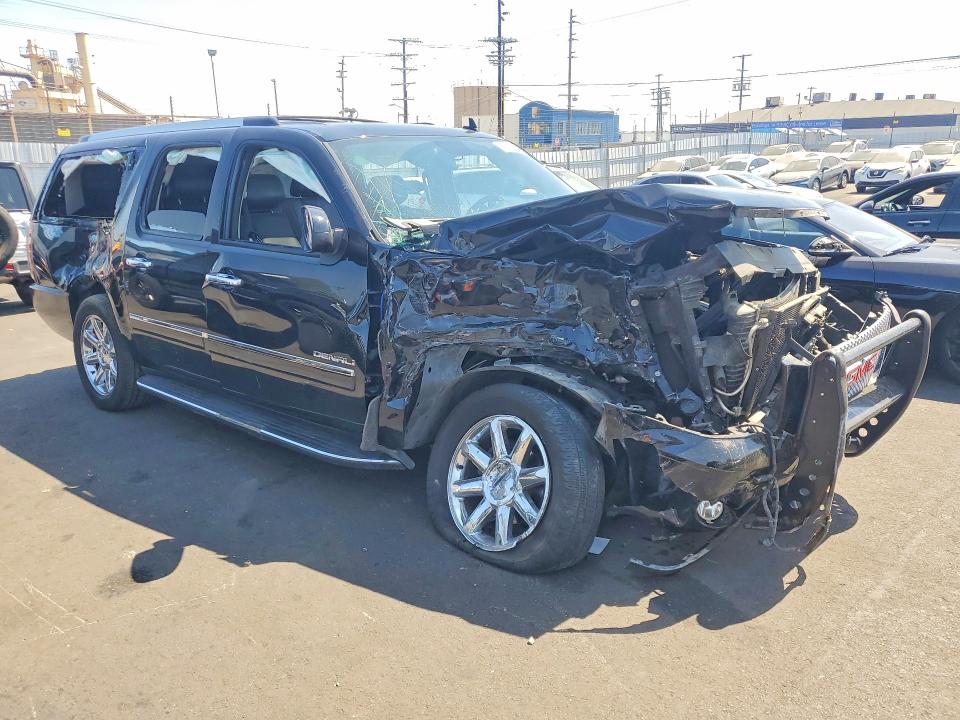 Снимка 4 от търг – 2010 GMC YUKON XL с VIN 1GKUCMEF7AR284547