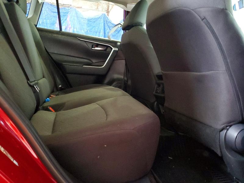 Photo 11 from auction – 2022 TOYOTA RAV4 with VIN 2T3P1RFV8NW294804