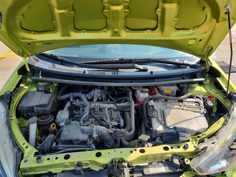 Photo 11 from auction – 2015 TOYOTA PRIUS C with VIN JTDKDTB33F1097316