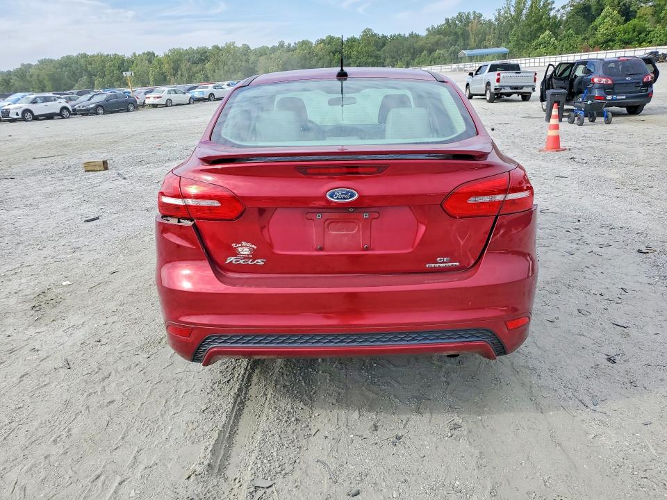 Photo 6 from auction – 2015 FORD FOCUS with VIN 1FADP3F2XFL238331