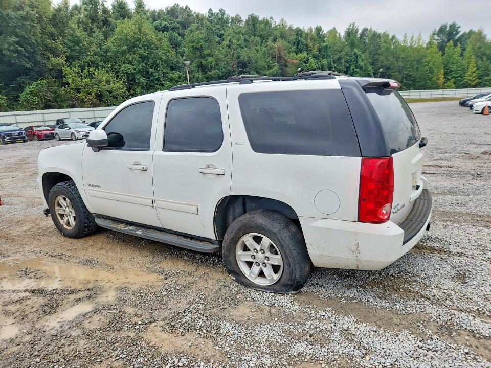Foto 2 de la subasta – 2014 GMC YUKON con VIN 1GKS1CE08ER110530