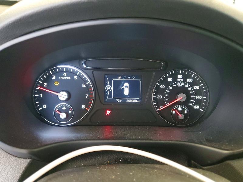 Photo 9 from auction – 2017 KIA SORENTO with VIN 5XYPHDA14HG284454