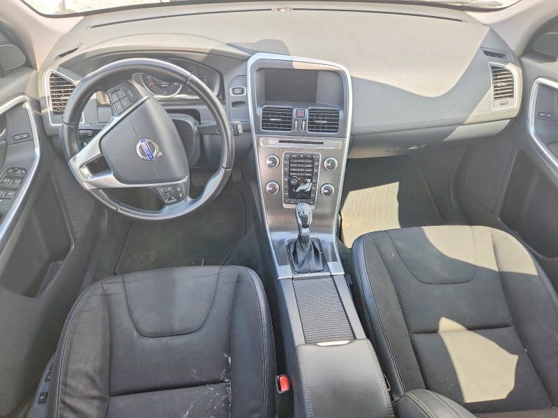 Photo 8 from auction – 2016 VOLVO XC60 with VIN YV440MDJ0G2849603