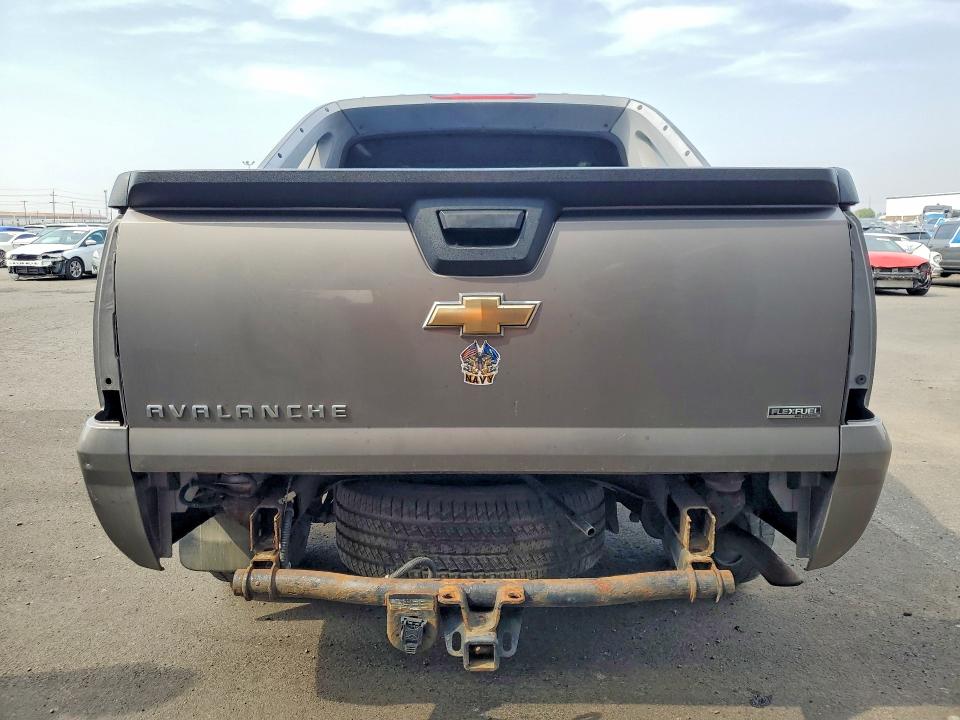 Photo 6 from auction – 2009 CHEVROLET AVALANCHE with VIN 3GNFK12049G239770