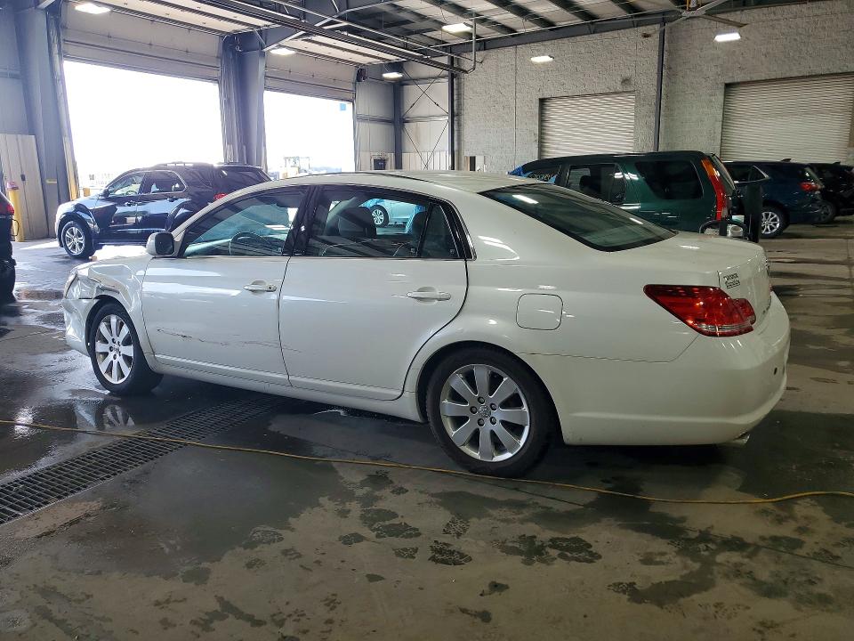 Photo 2 from auction – 2007 TOYOTA AVALON with VIN 4T1BK36B17U217942