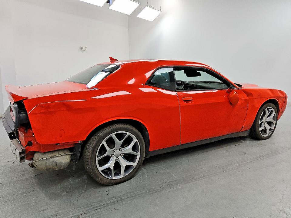 Photo 3 from auction – 2016 DODGE CHALLENGER with VIN 2C3CDZAG9GH316766