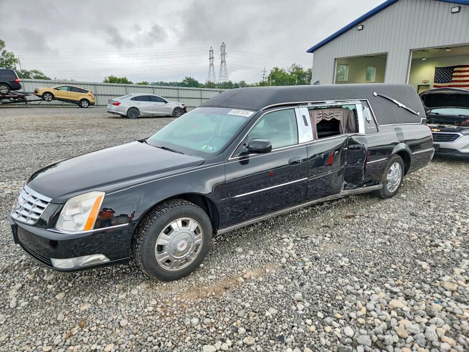 CADILLAC PROFESSIONAL CHASSIS 2011 with VIN 1GE8K8C63BU500099 - Photo from auction