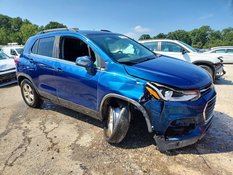 Photo 4 from auction – 2019 CHEVROLET TRAX with VIN 3GNCJPSB6KL229667