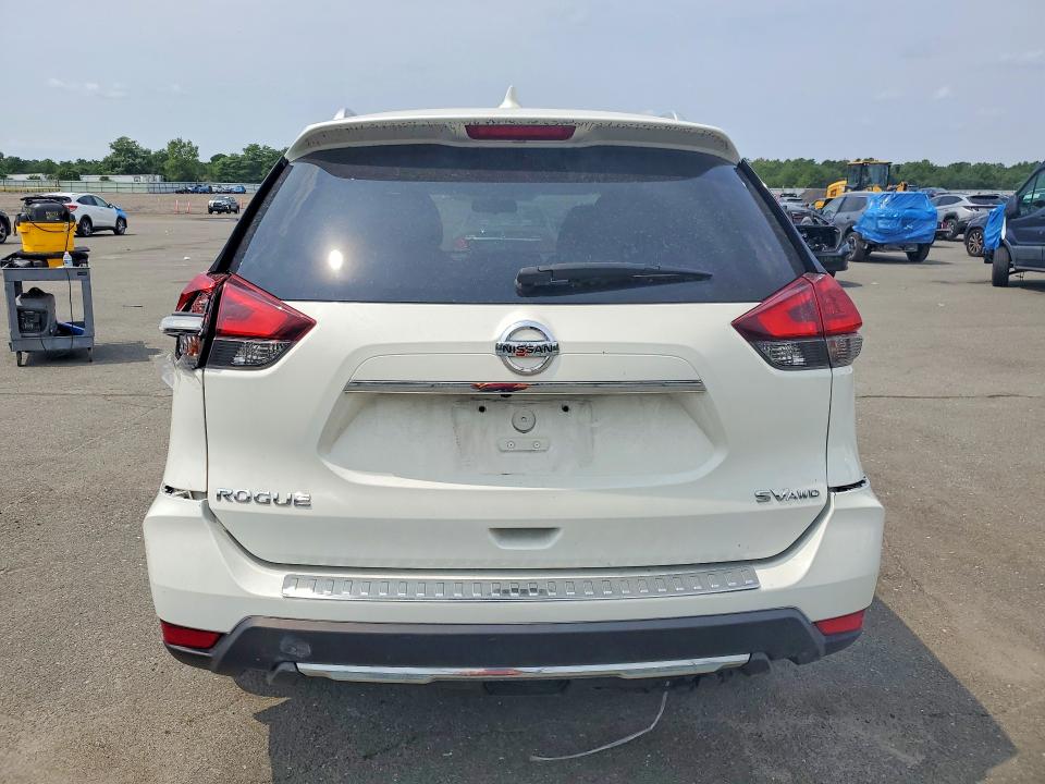 Photo 6 from auction – 2018 NISSAN ROGUE with VIN KNMAT2MV4JP509885
