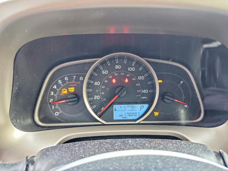 Photo 9 from auction – 2015 TOYOTA RAV4 with VIN JTMBFREVXFJ043599