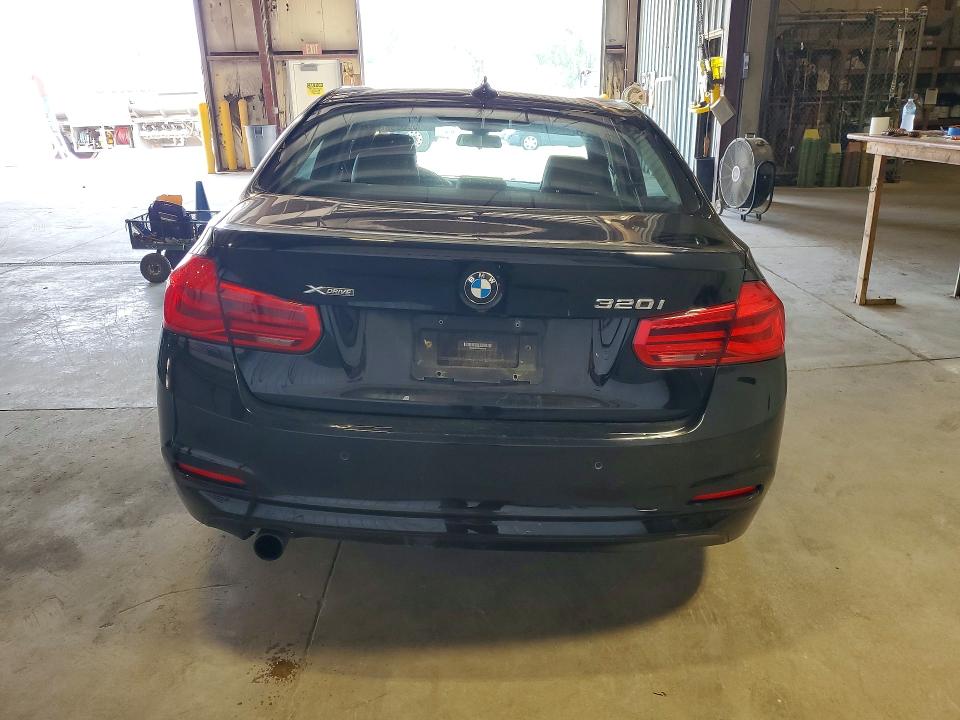 Photo 6 from auction – 2016 BMW 320 with VIN WBA8A3C57GK690379