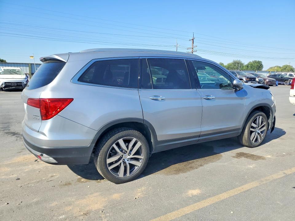 Photo 3 from auction – 2017 HONDA PILOT with VIN 5FNYF6H91HB058851