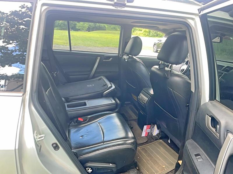 Photo 6 from auction – 2013 TOYOTA HIGHLANDER with VIN 5TDBK3EH3DS187224