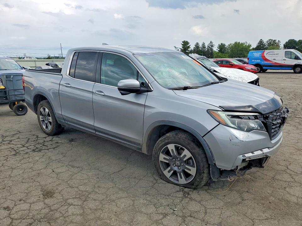 Photo 4 from auction – 2019 HONDA RIDGELINE with VIN 5FPYK3F66KB004298