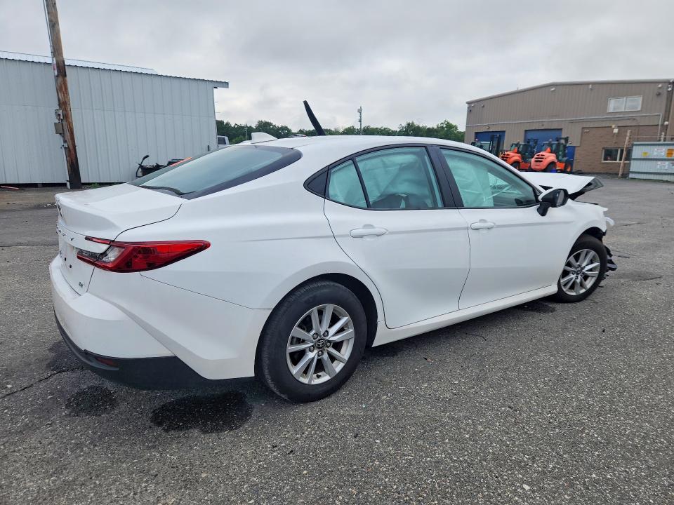 Foto 3 de la subasta – 2025 TOYOTA CAMRY con VIN 4T1DBADK7SU517848