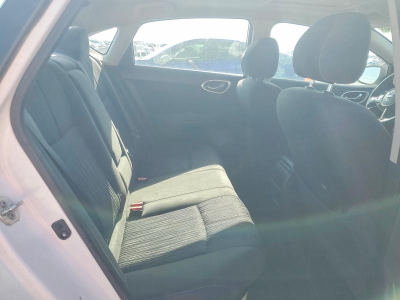 Photo 10 from auction – 2017 NISSAN SENTRA with VIN 3N1AB7AP5HY307803