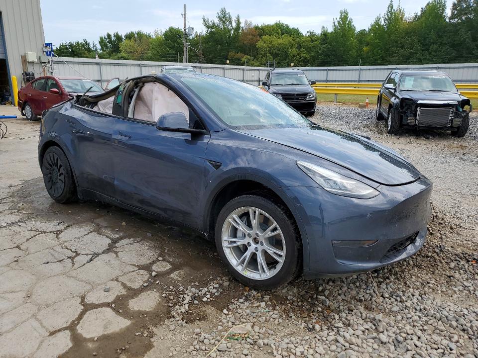 Photo 4 from auction – 2023 TESLA MODEL Y with VIN 7SAYGDEE7PA057642