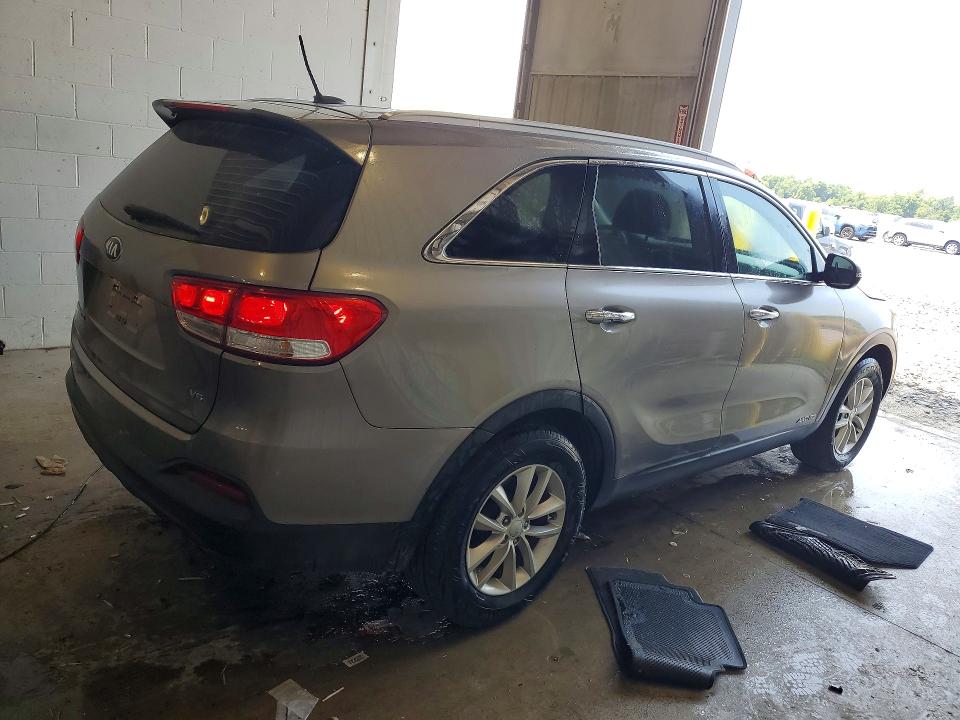 Photo 3 from auction – 2018 KIA SORENTO with VIN 5XYPGDA59JG369253
