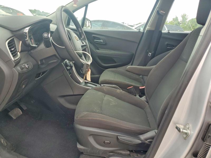Photo 7 from auction – 2017 CHEVROLET TRAX with VIN 3GNCJKSB7HL278758