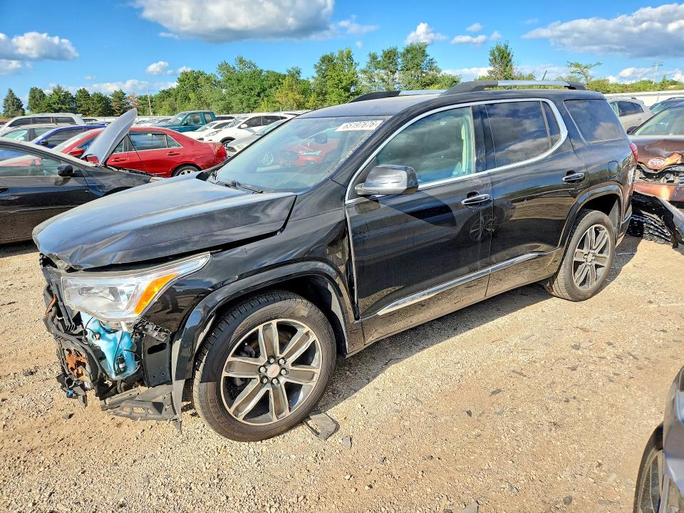 GMC ACADIA 2017 with VIN 1GKKNXLS4HZ260011 - Photo from auction
