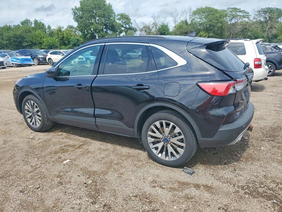 Photo 2 from auction – 2022 FORD ESCAPE with VIN 1FMCU9J92NUB63277