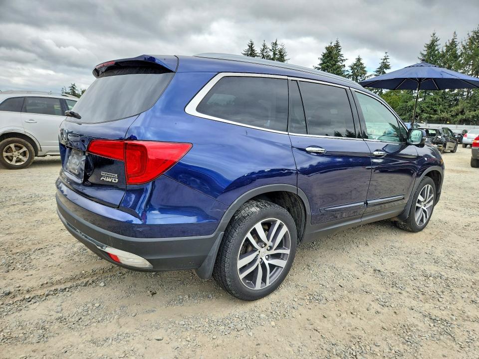 Photo 3 from auction – 2017 HONDA PILOT with VIN 5FNYF6H92HB069258